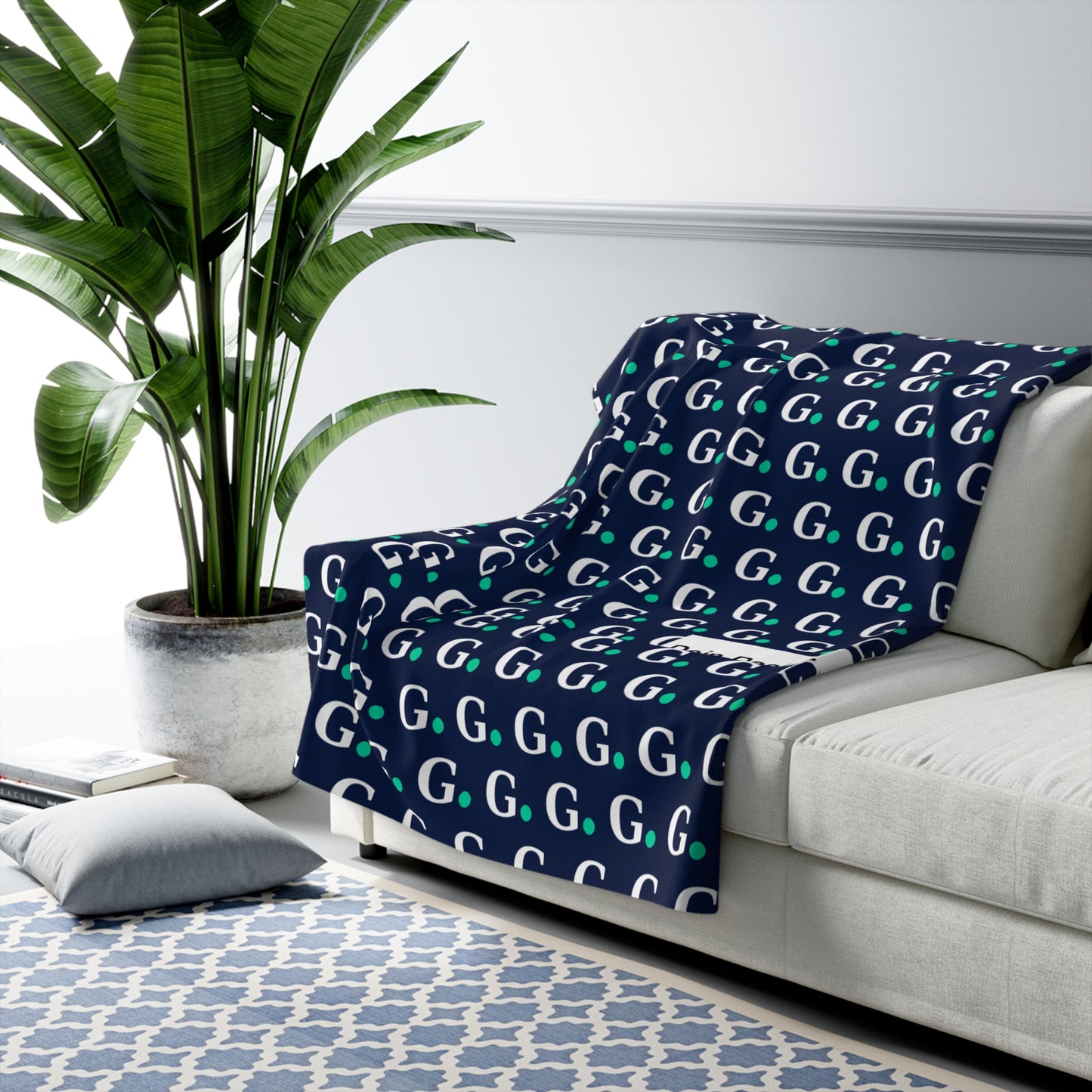 Sherpa Fleece Blanket — Cozy Navy Monogram G Pattern with Teal Dot