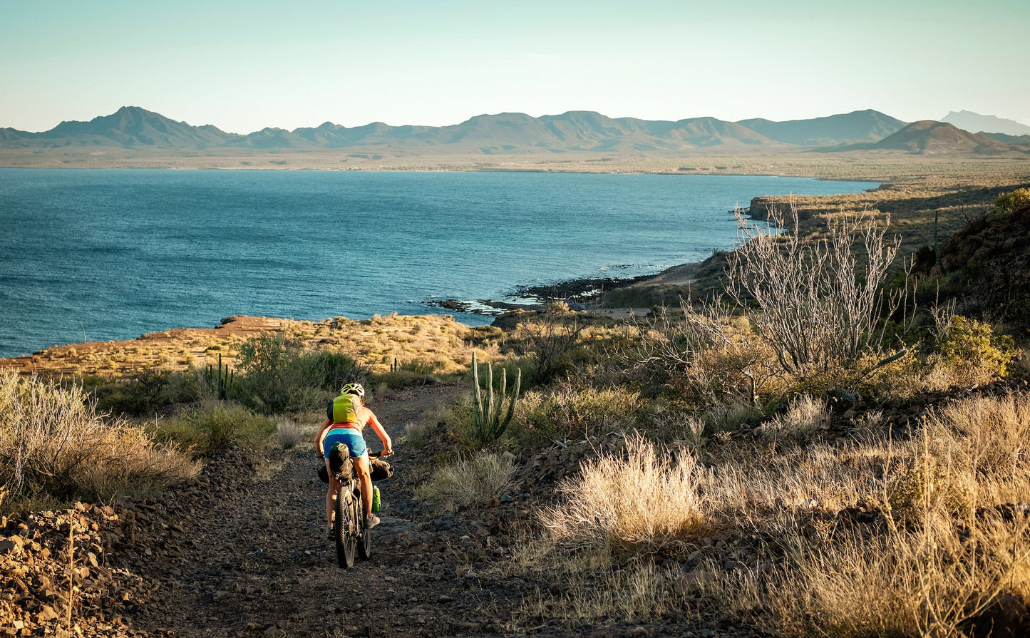 Bikepacking - Table Book