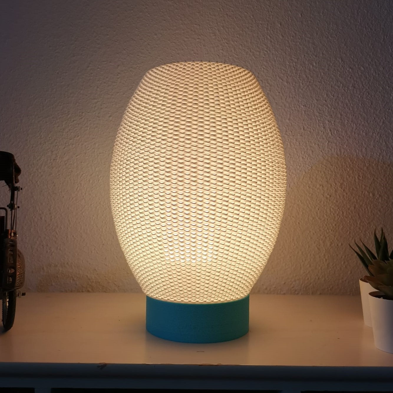 Halo Mesh Tischlampe
